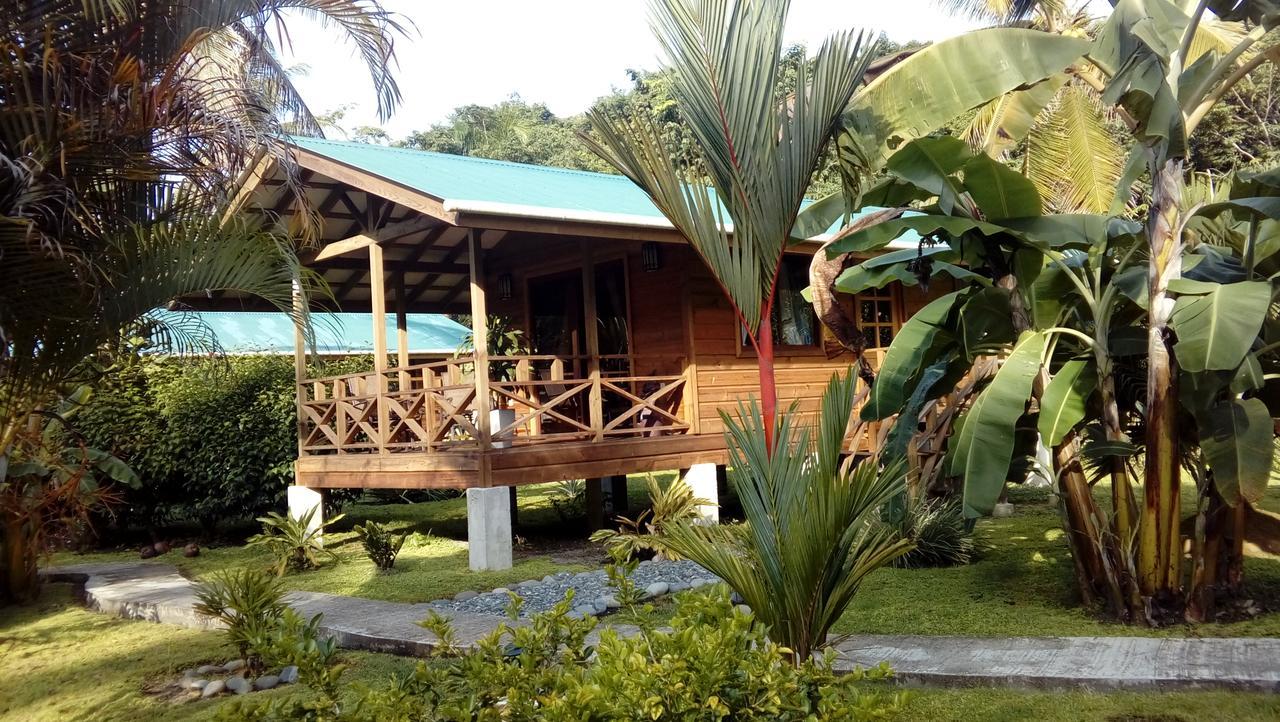 J And H Garden Cabinas Bocas Town Luaran gambar