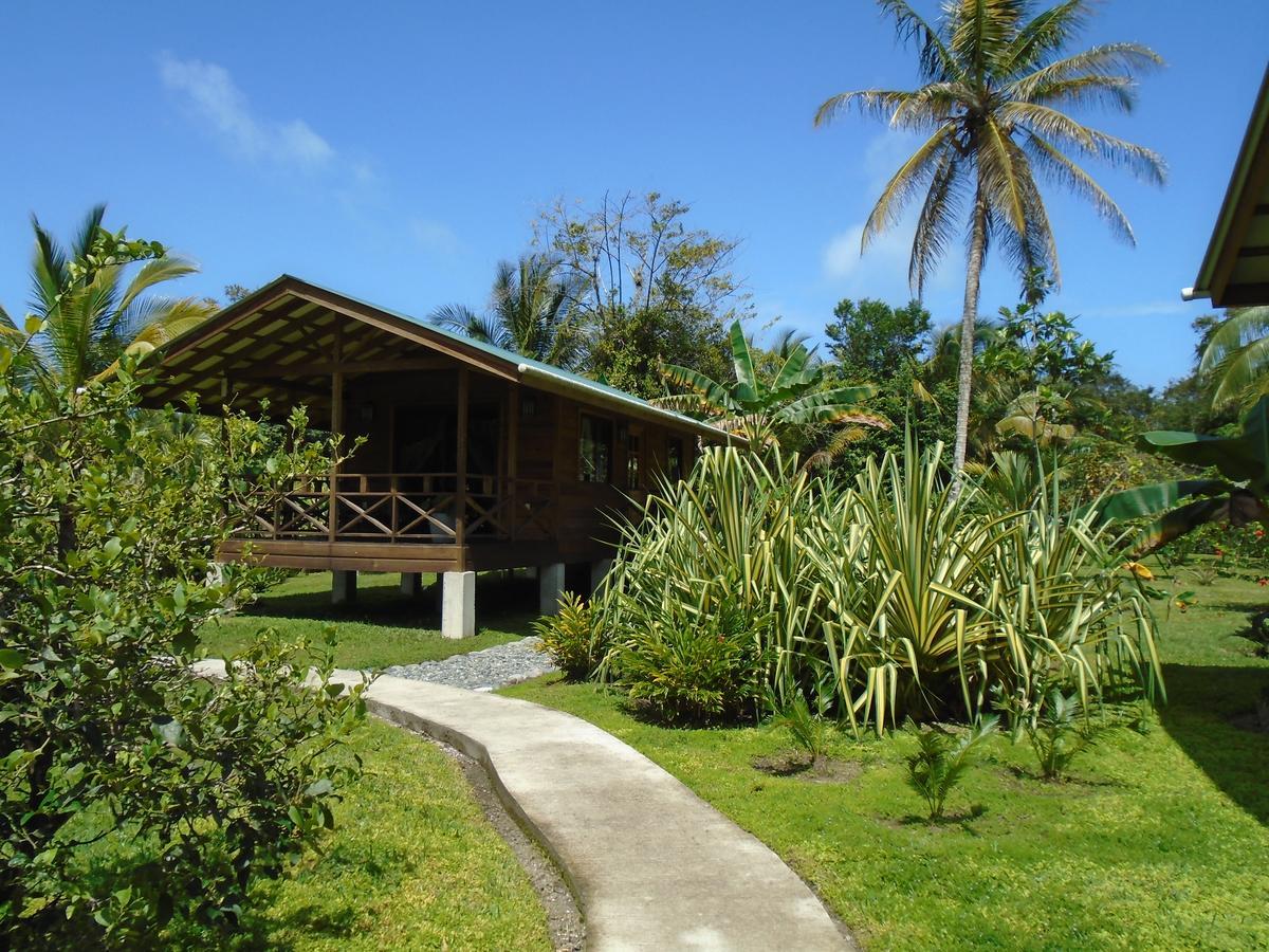 J And H Garden Cabinas Bocas Town Luaran gambar