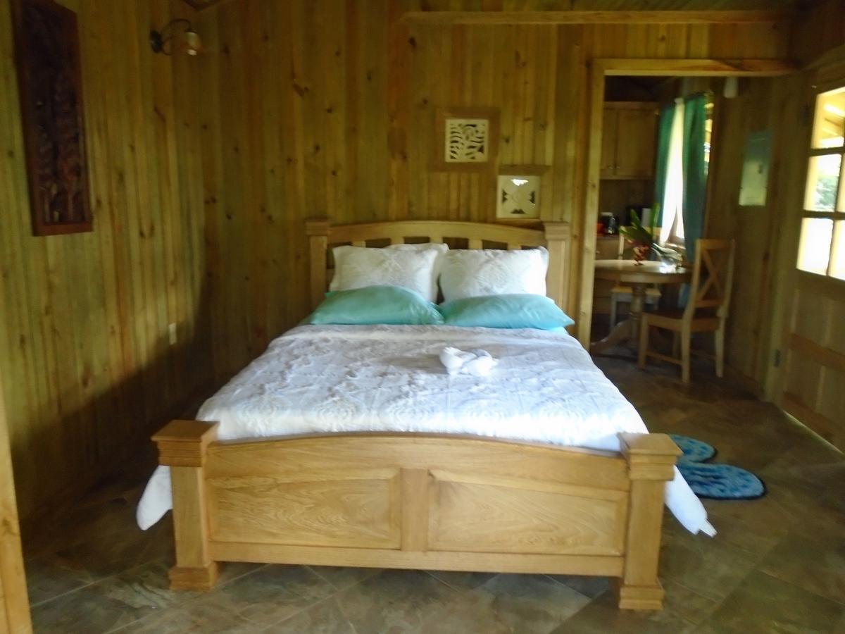 J And H Garden Cabinas Bocas Town Luaran gambar