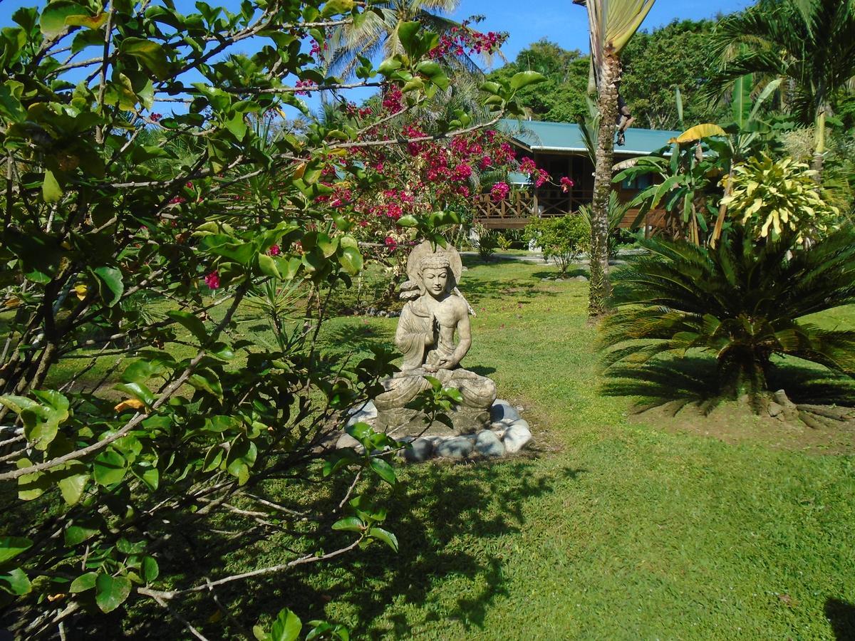 J And H Garden Cabinas Bocas Town Luaran gambar